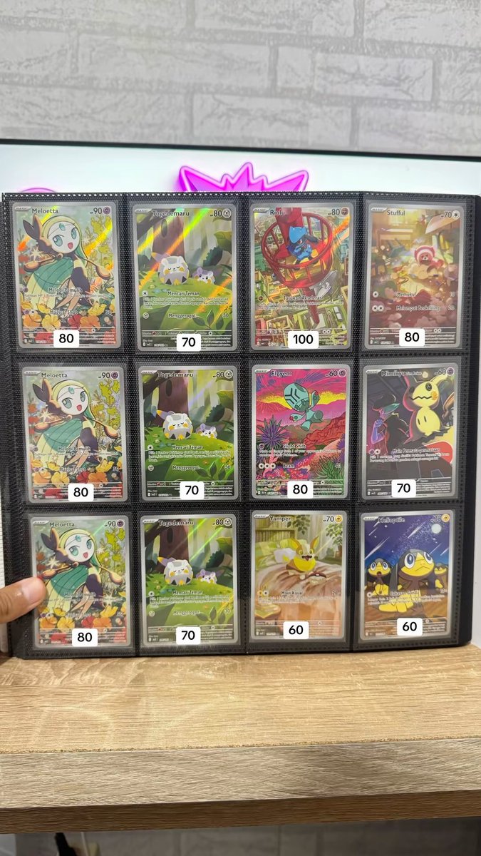 awwkhair tweet media