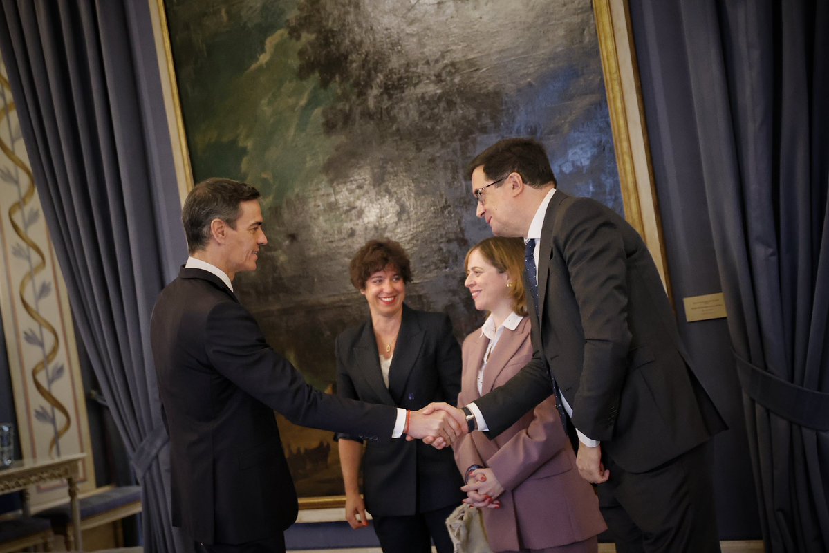 Oscar López Agueda tweet media