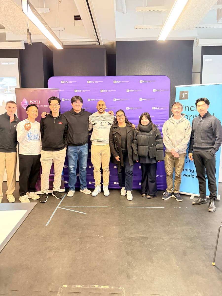 BlockchainNYU's tweet photo. NYU Blockchain Lab hosted DeFi Office Hours with @1inch x @Ledger 

@1inch  walked us through DeFi and what's happening under the hood. 

@Ledger  broke down why signing matters and how hardware signers keep your assets secure on-chain. 
#NYUBlockchainLab #DeFi #Web3 #Ledger #1inch