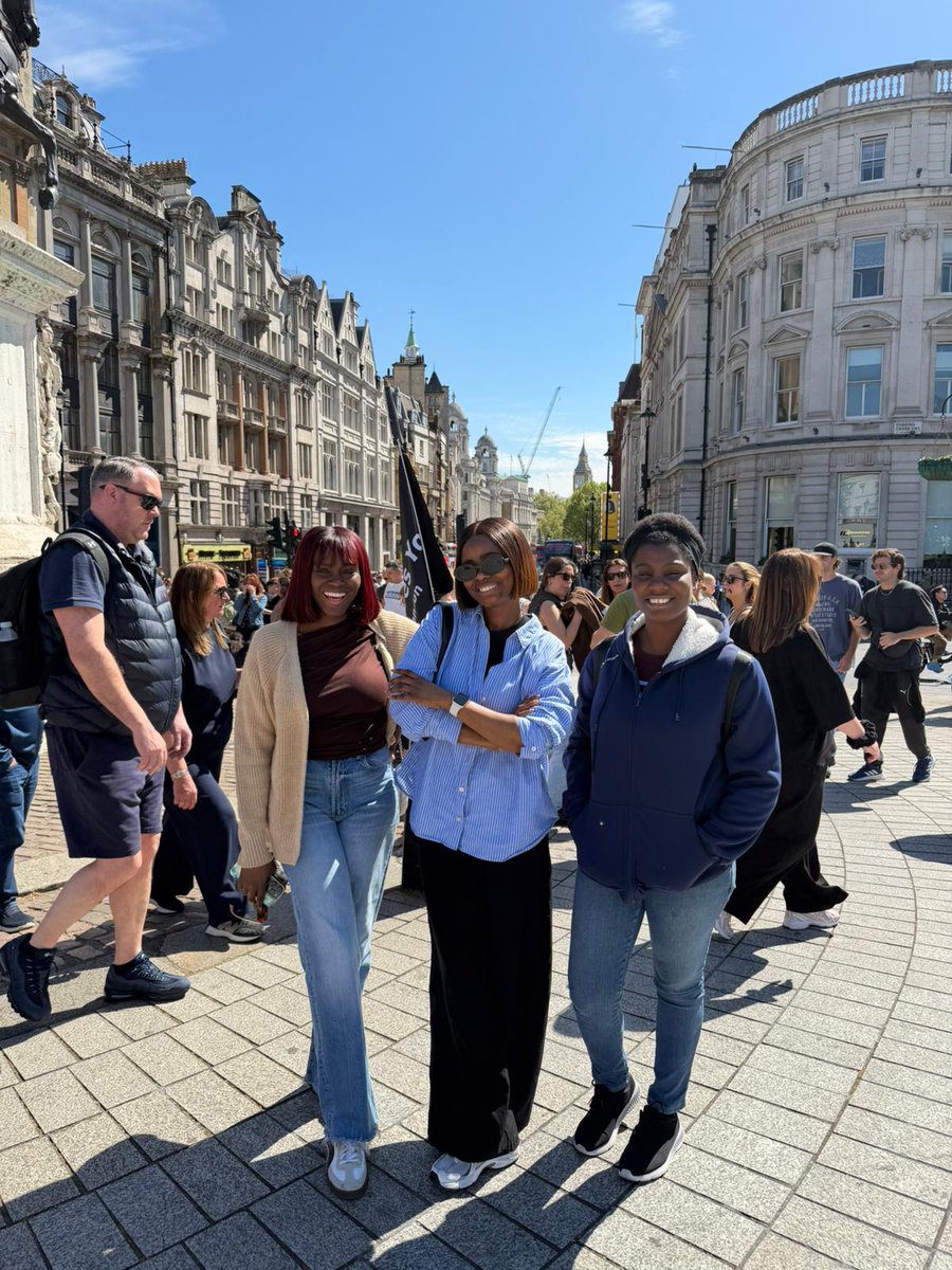 reconcile_uk's tweet image. Saturday met us preaching the gospel in the city of London!🥰

📍Join us for our next evangelism trip.

#reconcileuk
#london
#evangeliseuk