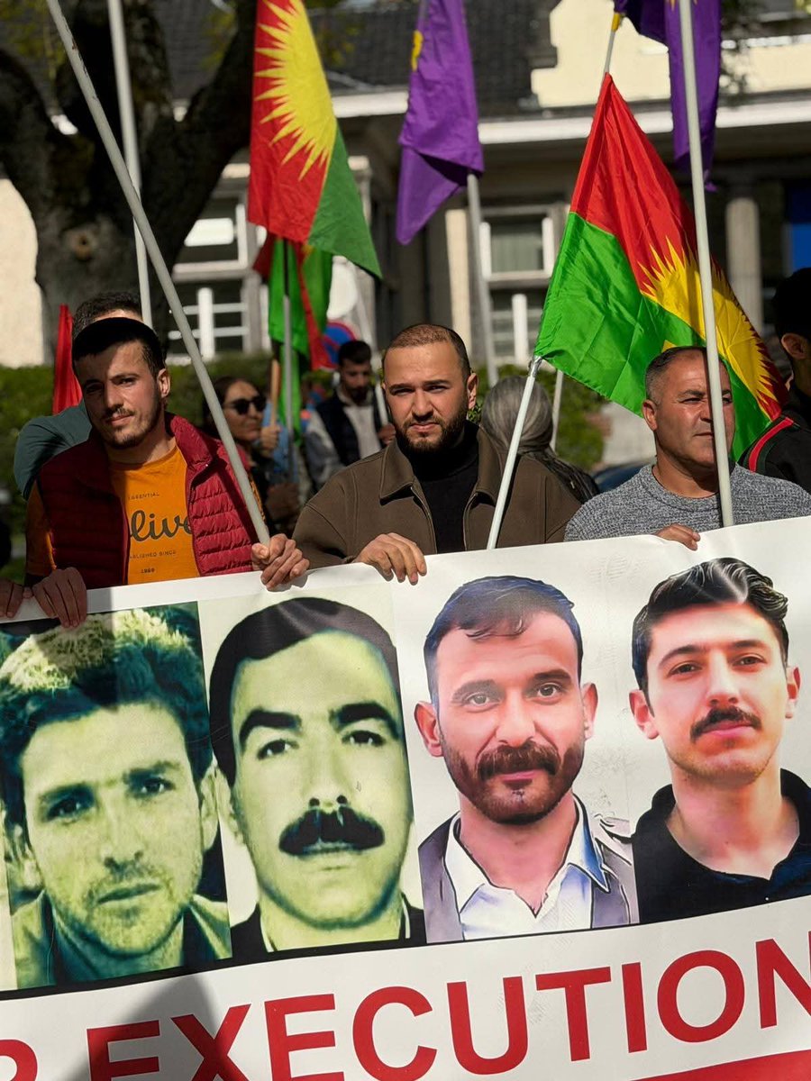NAVBEL_External's tweet image. 26-04-2026 #Brussels, #Iran Embassy.
PJAK– Belgium Committee, Condemning Mass Executions, Supporting Political Prisoners, and Denouncing Attacks on Kurdish Political Party Camps in the Kurdistan Region.
#Rojhelat #Rojhilat #Kurdistan #PJAK #JinJiyanAzadi #WomenLifeFreedom