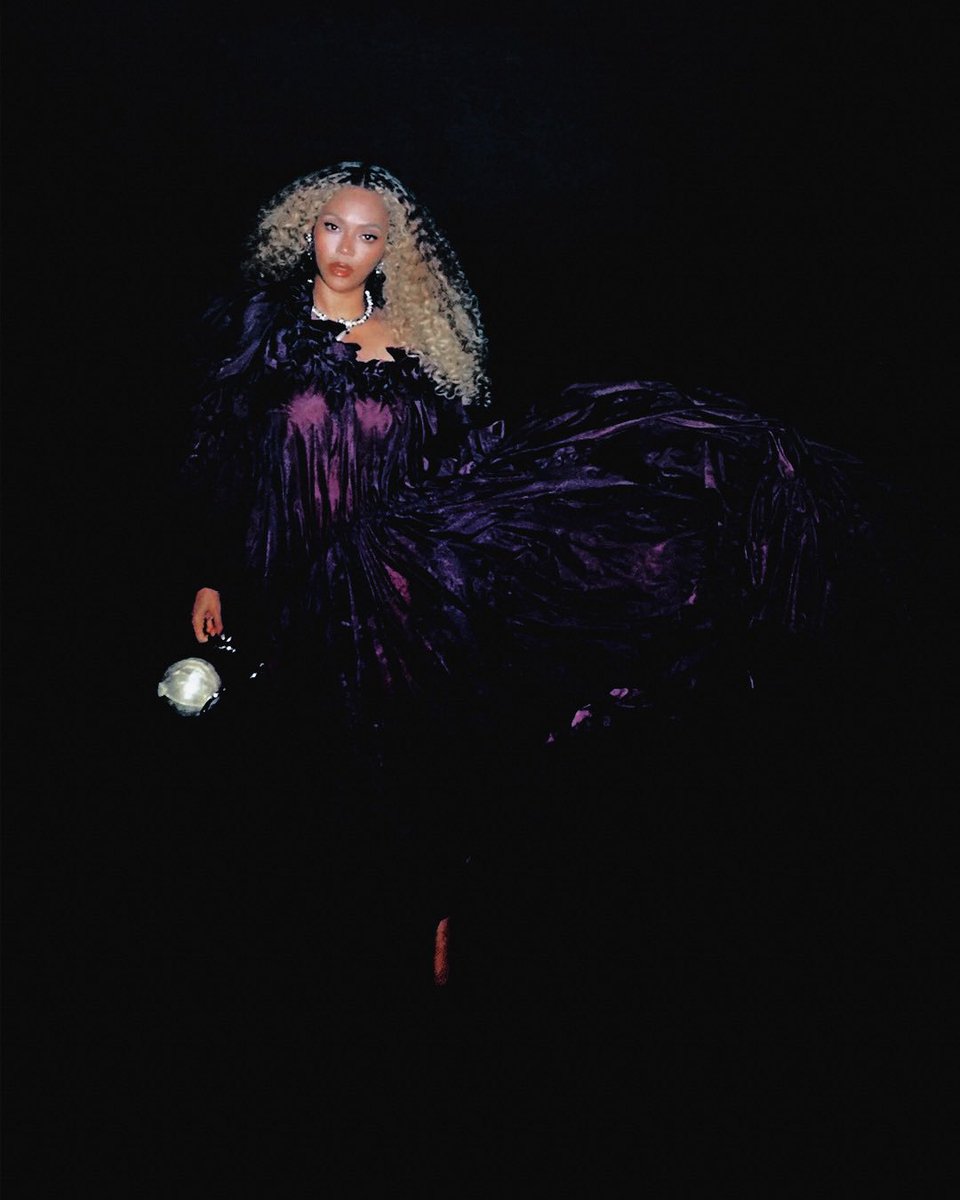 ‍‍‍ ‍‍‍ ‍‍ ‍‍ ‍‍𝕽̲𝙴𝙽𝙰𝙸𝚂𝚂𝙰𝙽𝙲𝙴 ‍‍‍ ׅ⎖ ‍‍ tweet media