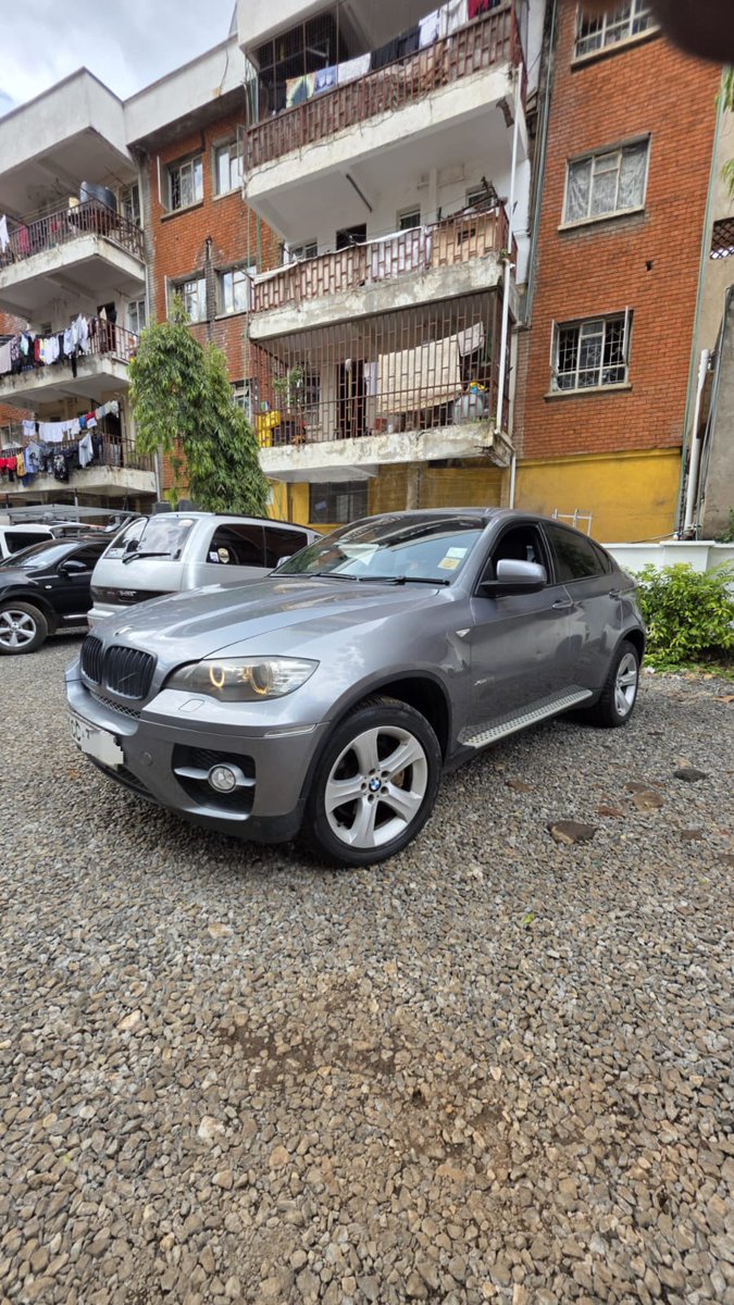AmimoPhin's tweet photo. BMW X6
2010 model year
3000cc twin power turbo Petrol Milleage 97k kms
Leather, Electrically adjustable seats
Infotainment system with BT
Very clean unit
KES 1.8M asking
📍 Parklands
CALL/WHATSAPP 0701450208 https://t.co/Tk64iry3yr