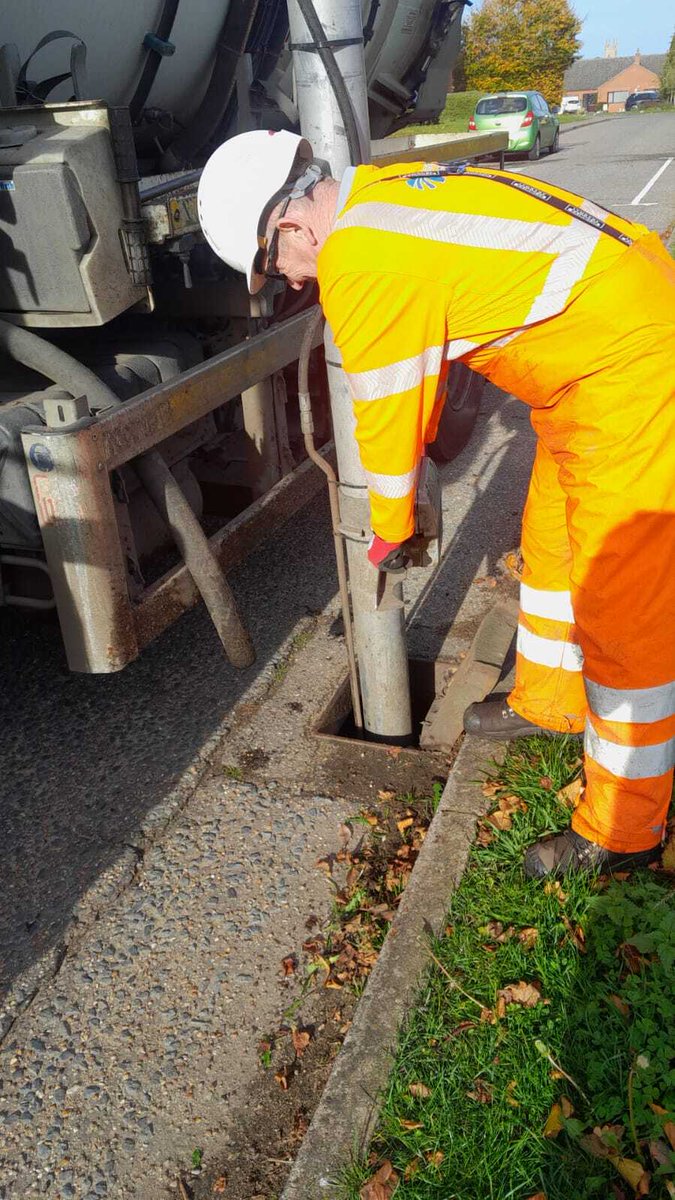 Suff_highways's tweet image. 🛣️ Last week we cleansed 2,084 gullies with parked vehicles stopping us from cleaning 123.

📍 This week we'll be cleaning gullies in Chadacre Hadleigh, Brook, Great Cornard, Holbrook, Dodnash, Boxford and South Cosford.

#Suffolk