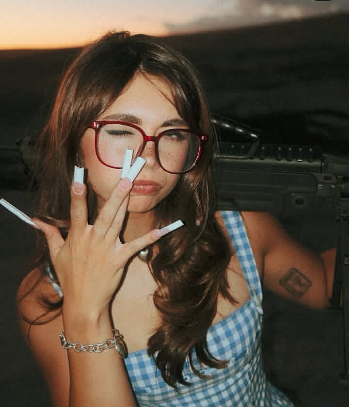 klaurel032's tweet image. What a great day I had. This week started with so much fun and happiness. Can't wait to see what the rest of the week brings🌹🪖
#usarmy #militarygirl #prettydamsel