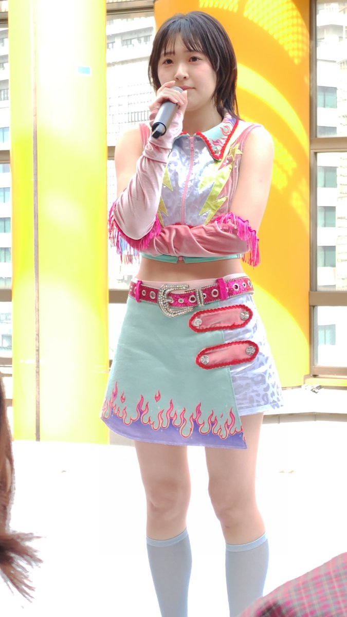 hiroro_BiSHGANG's tweet image. おもちパンチまでの流れ👊✨
ライブとは違うなんか素な感じにトキメいてしまう🥰🫶💕
きんちゃんかわいいよ💛

#PIGGS