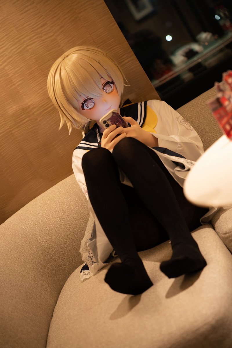 ラテに、🍫ソースかける…かな？ tweet media