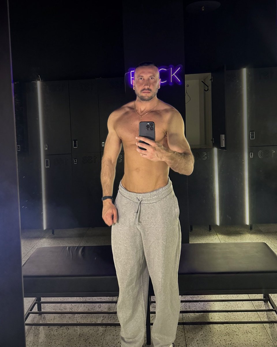 Max Rawfit tweet media