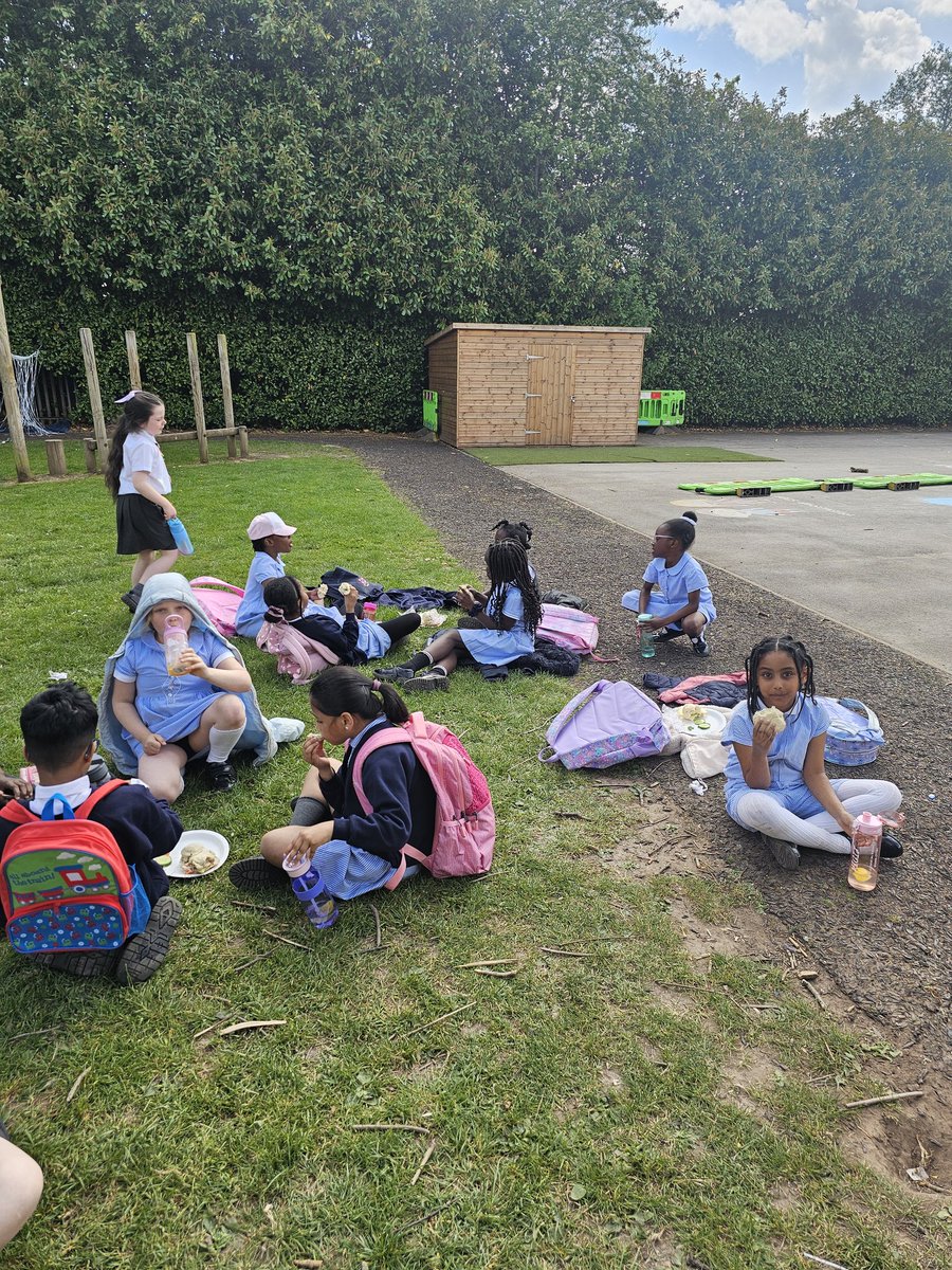 St Anne's Primary tweet media