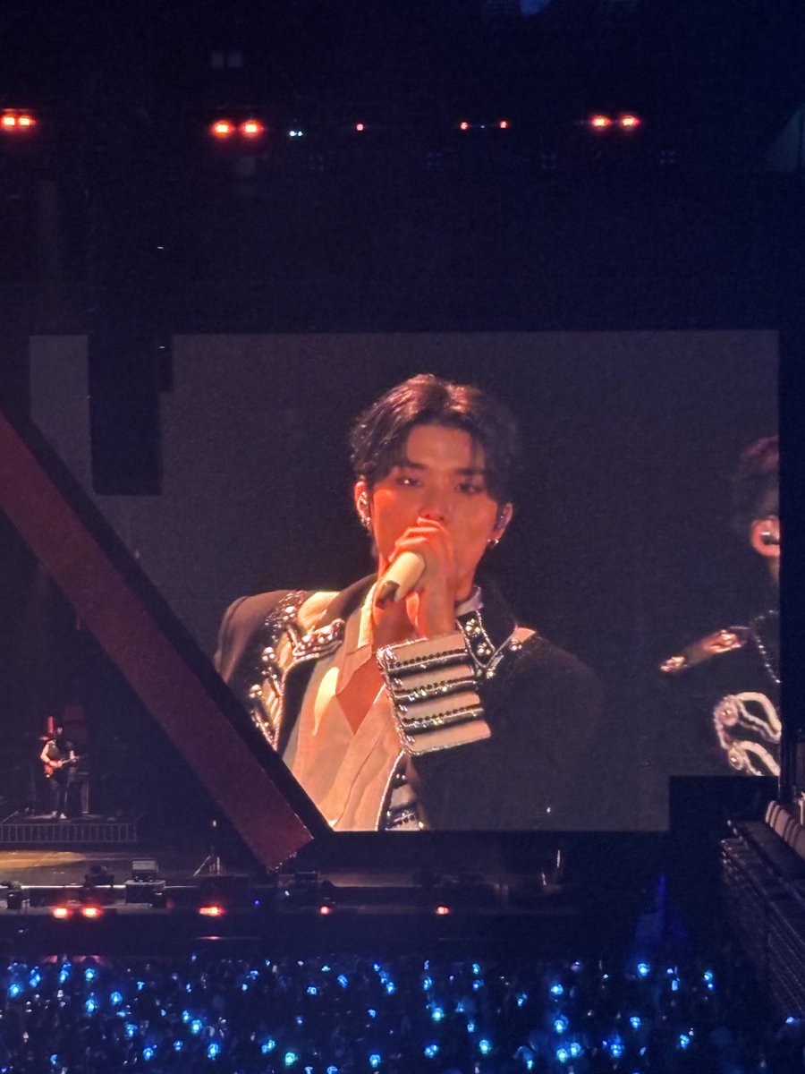 yojihoon's tweet photo. make the weekend worthwhile 🔥#treasurepulseoninjakarta https://t.co/cGizq0wFnm