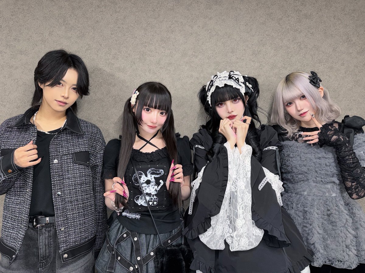 AdamLilith 響羽リズ 特別衣装チェキ AdamLilith 響羽リズ ホワイトデー特別衣装 ランチェキ - メルカリ