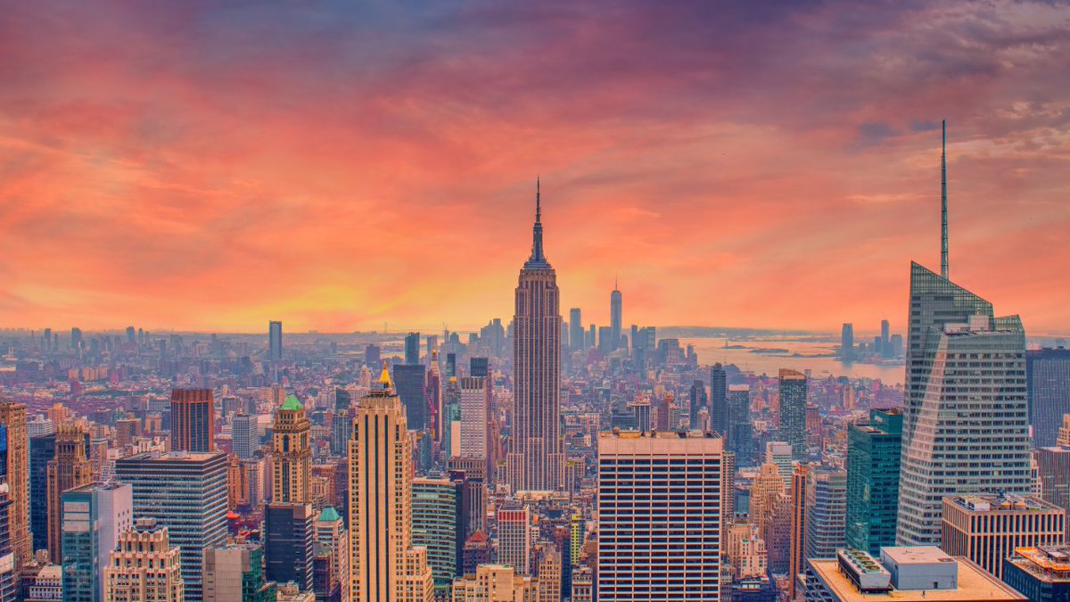 Logic69Star's tweet image. #YouTube #YouTubeMusic #Novation #LogicRockStar 

２０２６年ロジックロックスターは音楽配信開始７周年

iPad作曲アプリLaunchpadを駆使して創り上げた

オリジナルインスト曲を元にミュージックビデオを発信

積み上げてきた動画は１３００本を超えました

youtube.com/@LogicRockStar @NovationJp