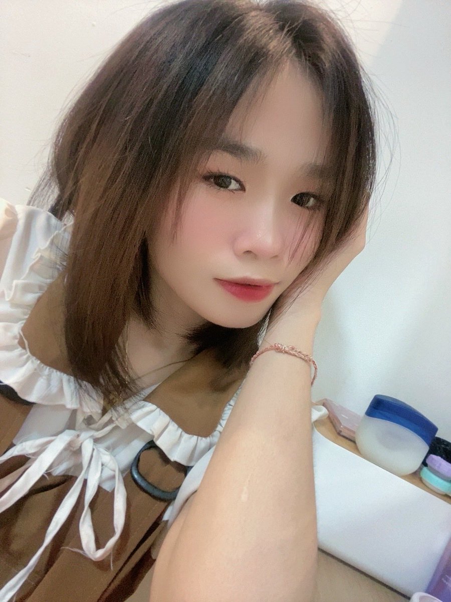 Kครีม tweet media