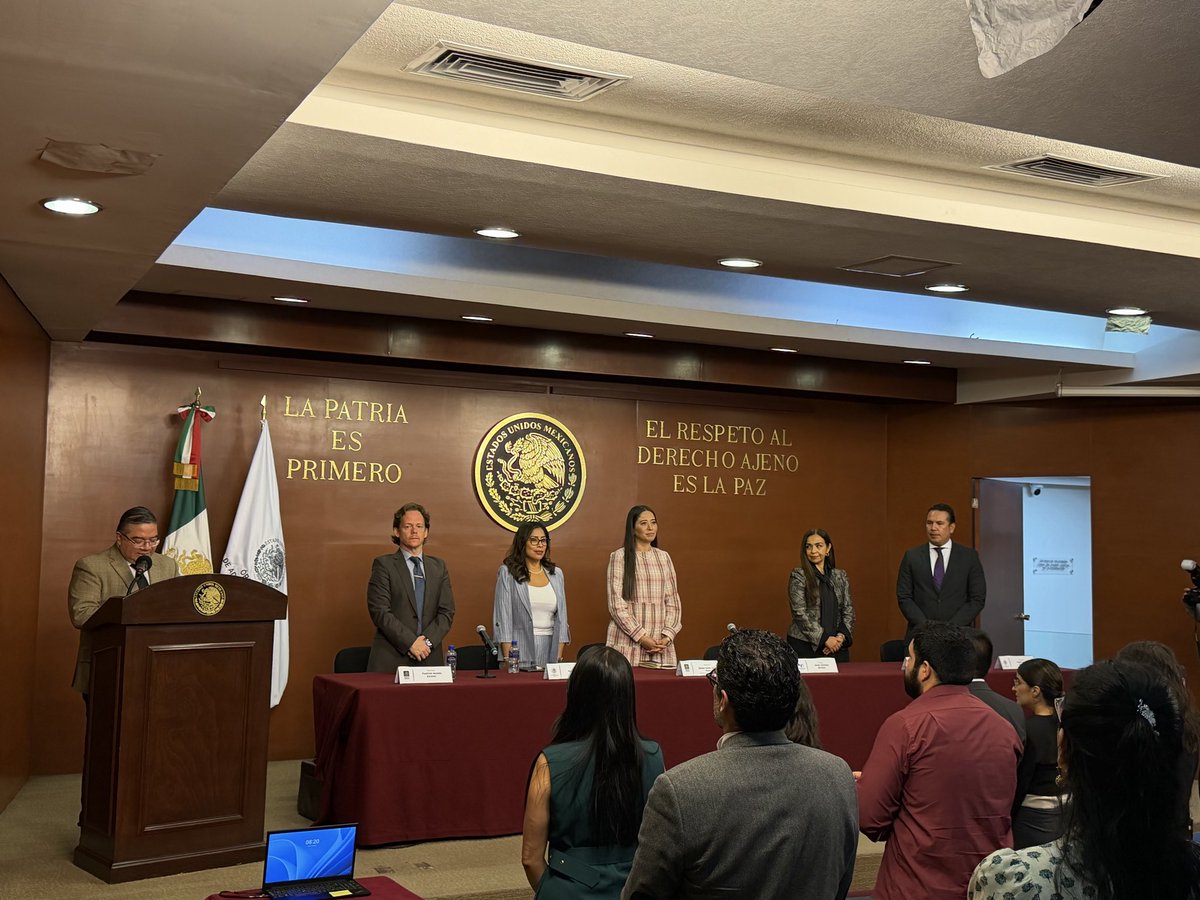 Hoy inicia la edición 2026 del Curso Básico de Formación para Secretarios del #PJF. 🎓⚖️
La excelencia académica y el compromiso institucional son los pilares de esta nueva etapa en su formación profesional.
#ExcelenciaJudicial #PoderJudicialFederal