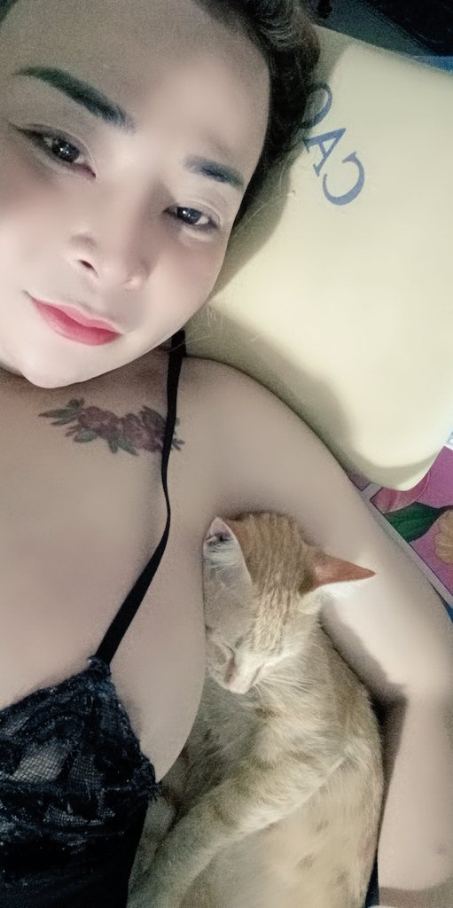 bé Bông tweet media