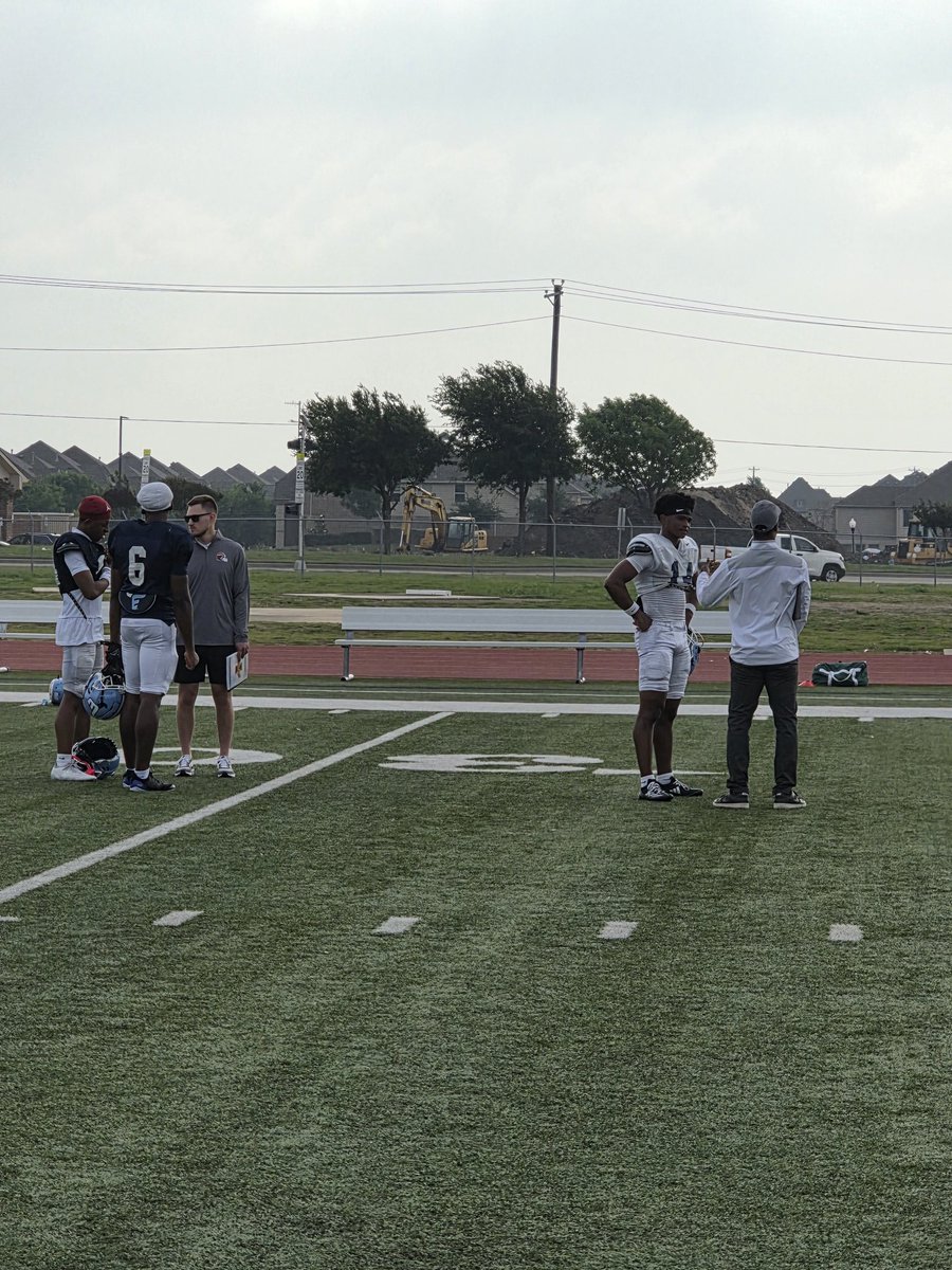 Emerson Mavericks Football tweet media