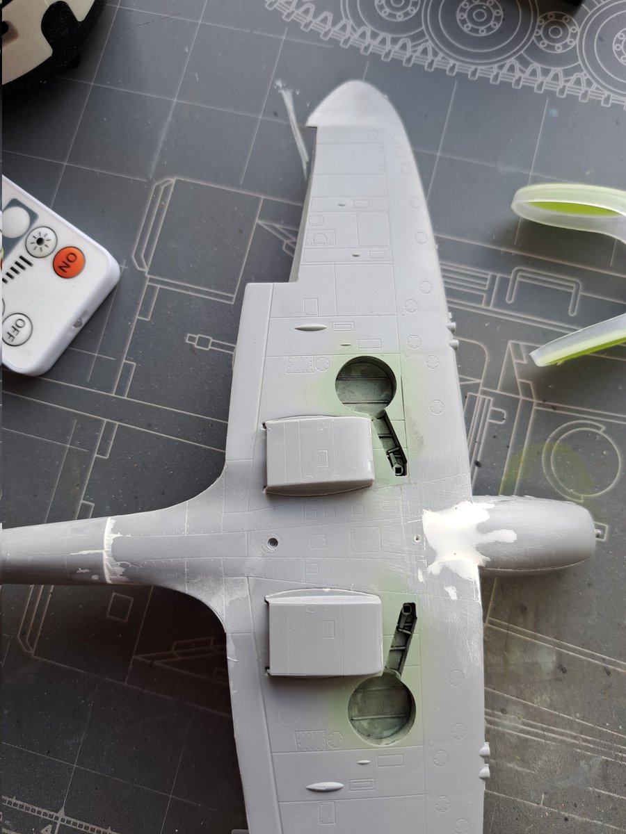 fudge_67's tweet photo. #Justforfunscalemodels
#JFFCancerResearch
#ICM #Spitfire #mkIX update;
Back to the bench with more
Filling, sanding, scraping repeat.
Fit really poor almost every joint or part needs fettling anyway getting there check primer soon😀😀 https://t.co/7fS284kUcV
