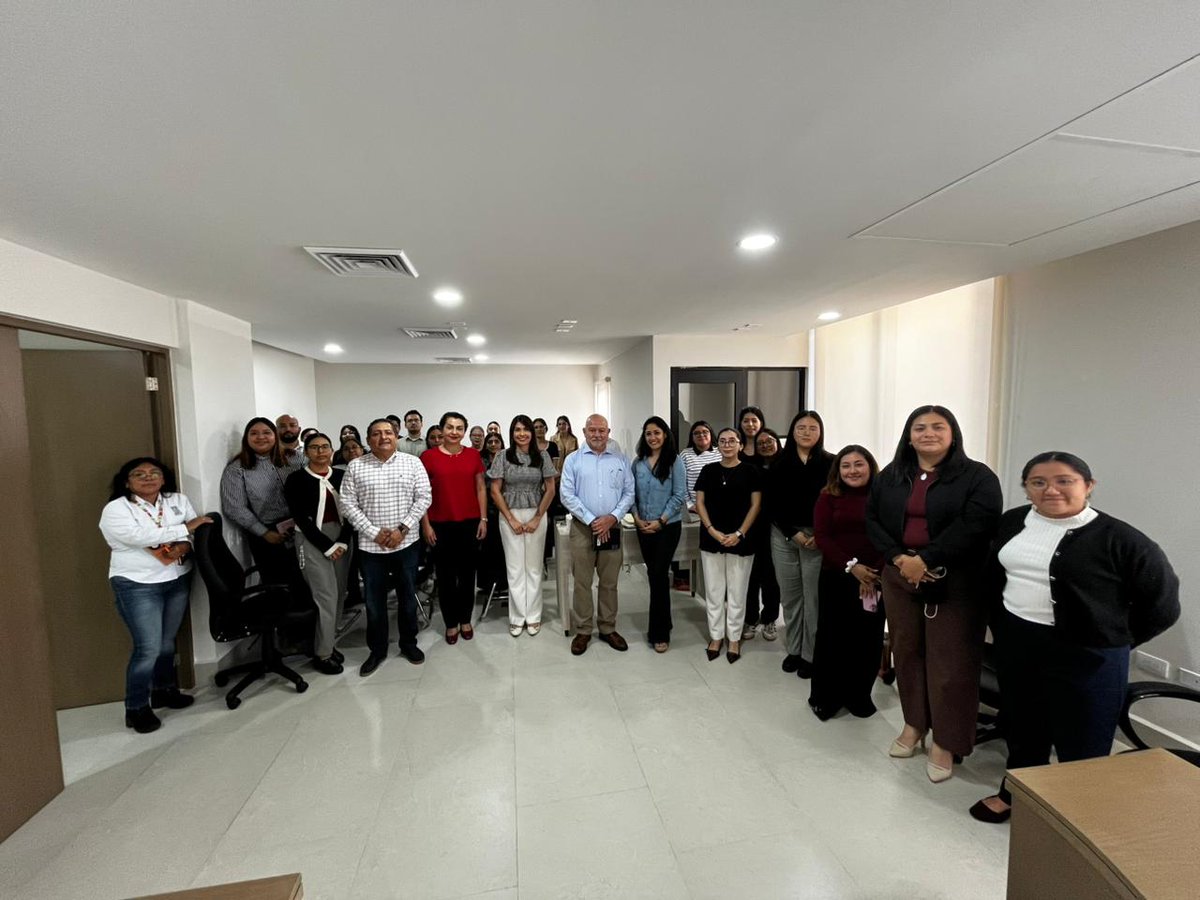 TJAAQRoo's tweet photo. Fortalece @TJAAQRoo la rendición de cuentas con capacitación en declaraciones patrimoniales. Personal de la Tercera y Cuarta Sala Ordinaria y Especializada, participó en el curso del OIC para mejorar el cumplimiento de obligaciones y fortalecer la transparencia institucional. https://t.co/2kpDXpxQEJ