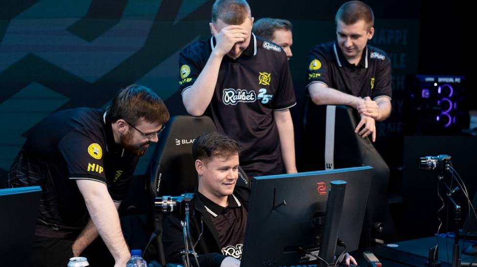 NiP replace Aurora at Asia Championships 🔄🔥

Last-minute change reshapes the tournament landscape.
From underdog story to experienced contender in the mix.
Expect different matchups and strategies 👀

#CS2 #NiP #Esports