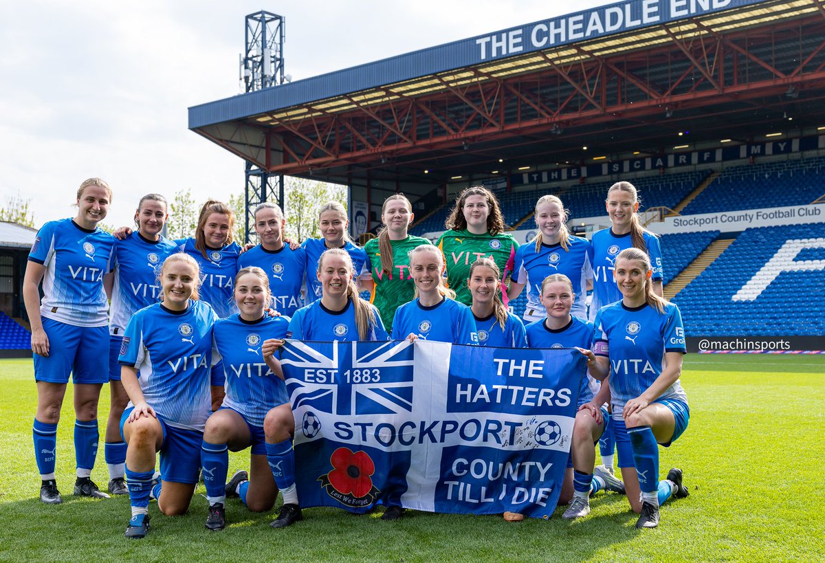 MachinSports's tweet photo. A barrel load of 📷match, @SCLadiesFC  fans &amp; volunteer images uploaded to https://t.co/N0f00QwjDV 
This was a resolute, battling team performance v 2nd place @LUFCwomen at Edgeley Park. Please RT.  Thanks. @StockportCounty #StockportCounty  #FAWNL #footballfans #womensfootball https://t.co/i3cgkEFWxG