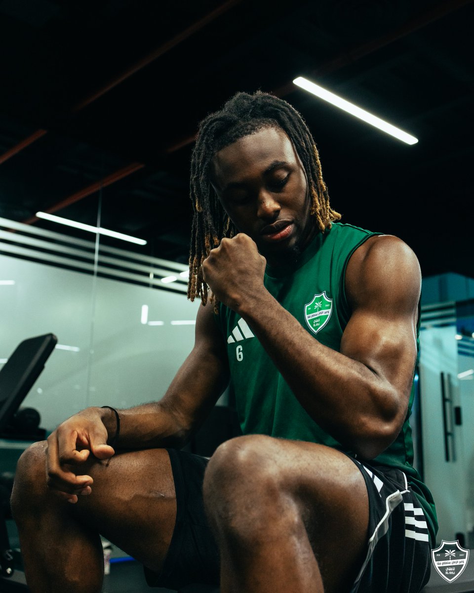 النادي الأهلي السعودي tweet media