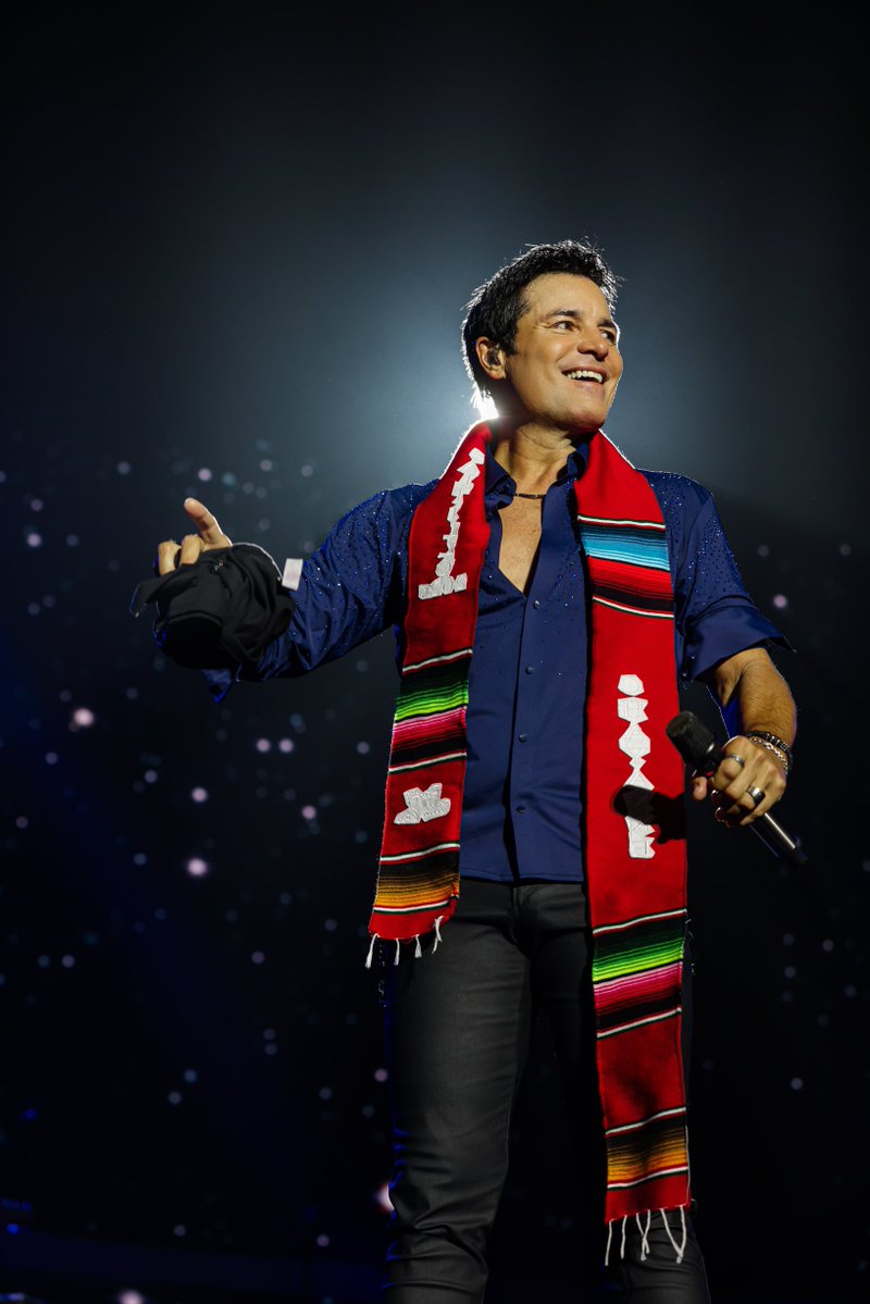 CHAYANNE tweet media