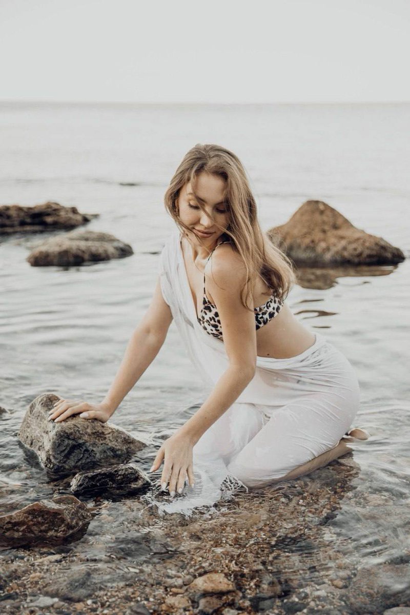 uadreams's tweet image. New to UaDreams? Don’t rush 👇
✔️ Use free features first
✔️ Set a clear budget
✔️ Start small with communication
✔️ Focus on real connections
✔️ Watch for genuine interest
✔️ Avoid emotional overspending

#UaDreams #OnlineDatingTips #DatingAdvice