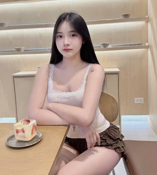 ไม่มีมัดจำ จ่ายหน้างานค่ะ 🌈 tweet media