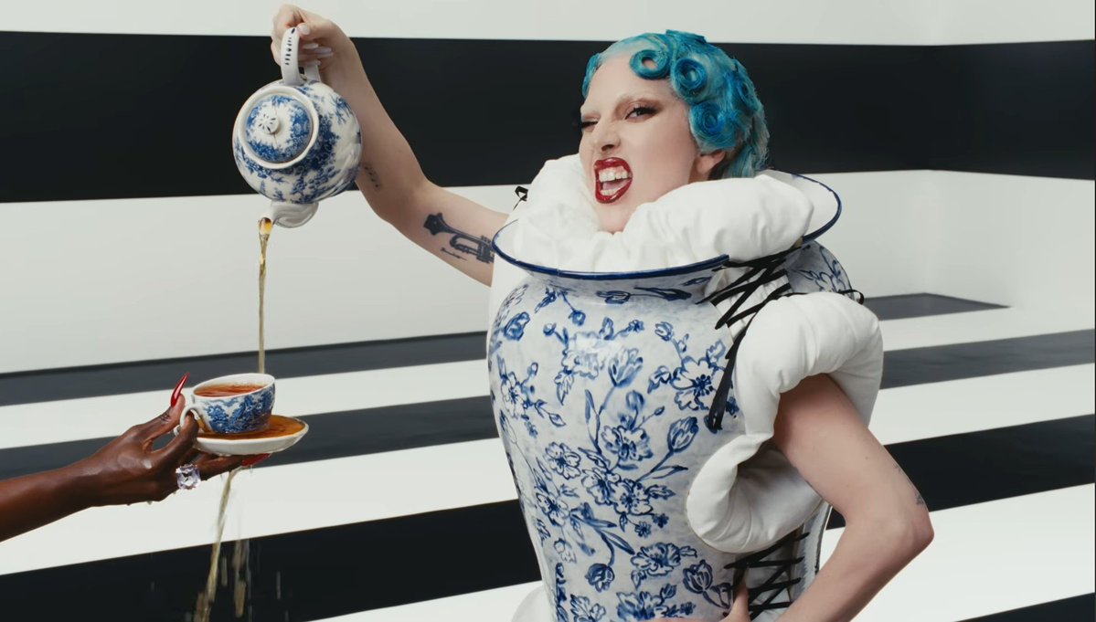 La Mode Unknown tweet media