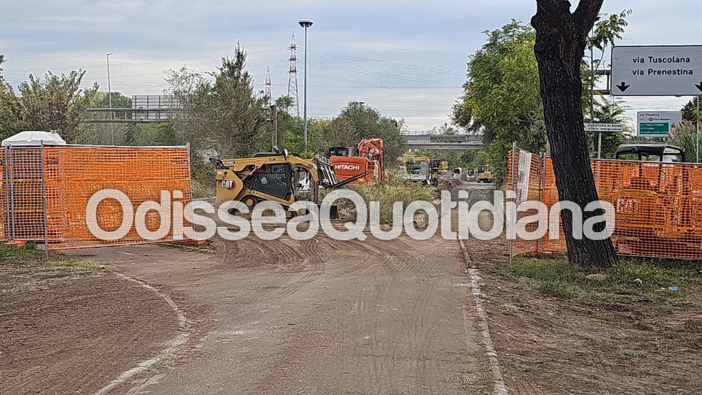 iltrenoromalido's tweet image. Nuovo bollettino cantieri tramvia Togliatti: lavori estesi tra Ponte Mammolo e Prenestina con progressi su binari e linea elettrica. Video: youtube.com/shorts/dY3ruSz…

 #Roma #Mobilità