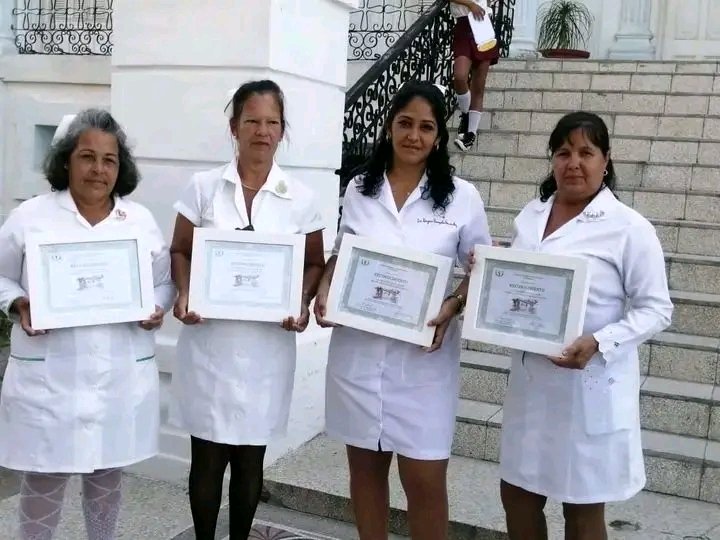 yulls_yusimi's tweet photo. El inicio de la Campaña de Vacunación Antipoliomielí fue motivo para el reconocimiento de los vacunatorios del territorio 💪🇨🇺 #Cienfuegos
#CubaPorLaSalud 
#100AñosConFidel 
#100fuegosVibra https://t.co/OObXtYCxM5