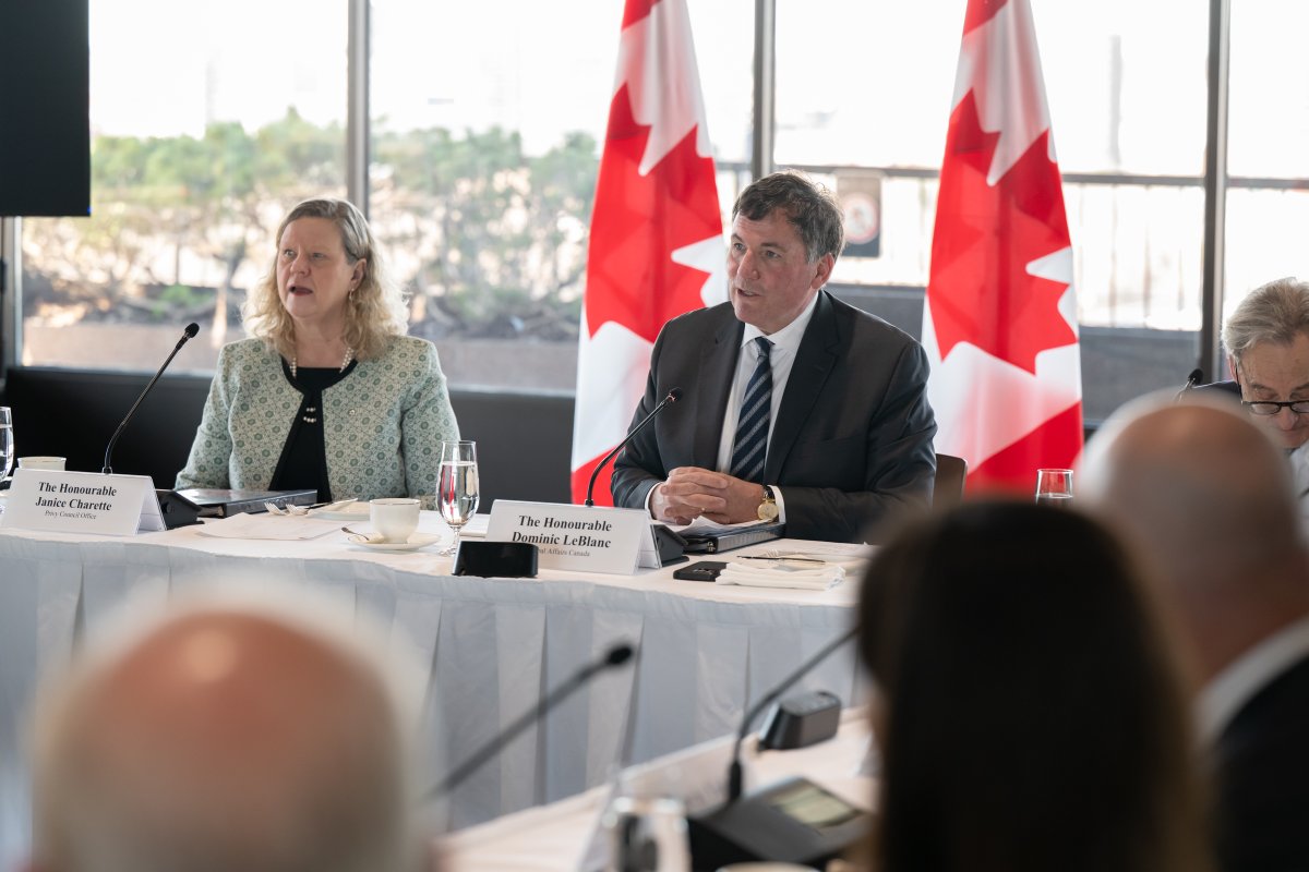 Commerce Canada tweet media