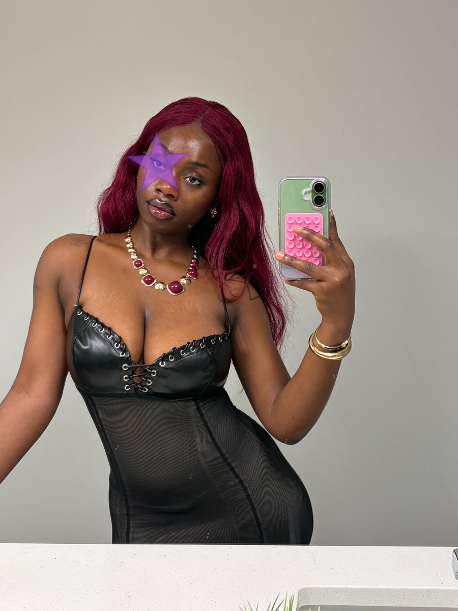 àṣàní ⚢ tweet media