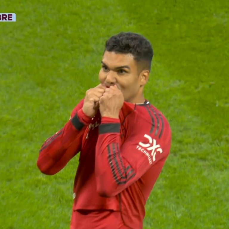 MPHET0LENG's tweet photo. Casemiro scores again!!
Man we gonna miss him at Old Trafford😩 https://t.co/HMZ5xcu9zF