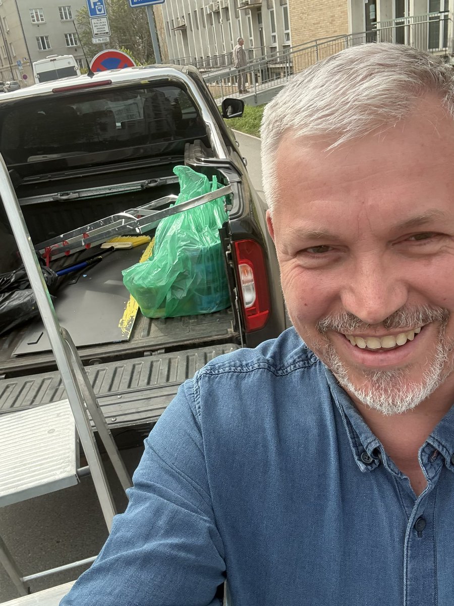 Karel Jelinek tweet media