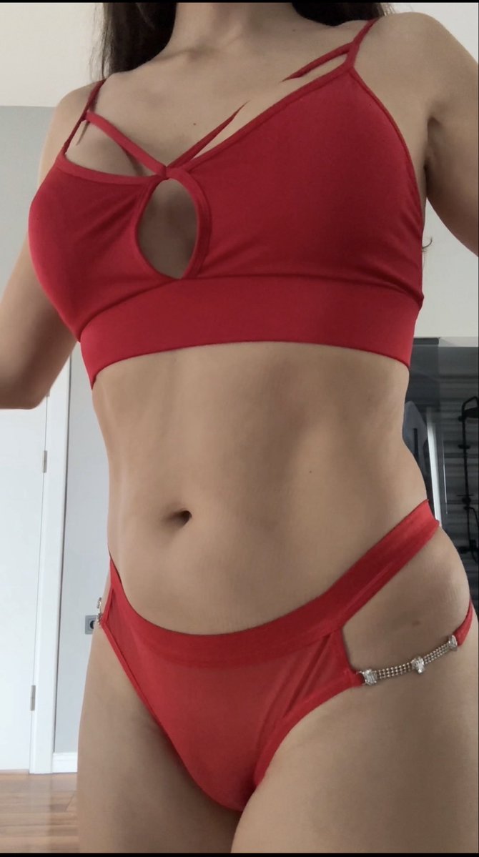 Cansu Evli tweet media