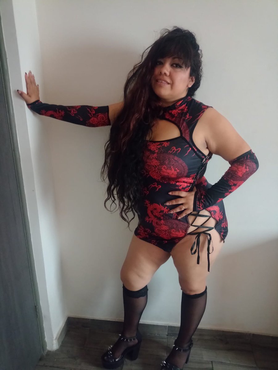 DeCosquillas's tweet photo. Hola que tal aquí les dejo una lindas fotos que me regala mi querida amiga @DuploFeet para ustedes y recuerden el próximo sábado estará presente en la patachanga así que haya nos vemos el próximo 2 de mayo 😻 https://t.co/8u2XMdM1D8