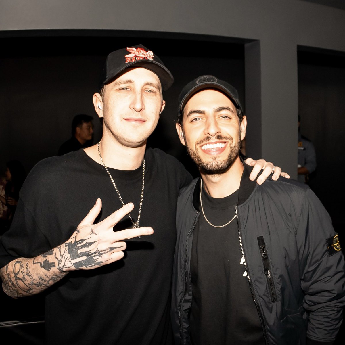 JasonRossOfc's tweet photo. .@williamblack and I have been wanting to make a song together for years… this one with Oaks just felt right.
Out this Friday. https://t.co/syWYhIq6G0