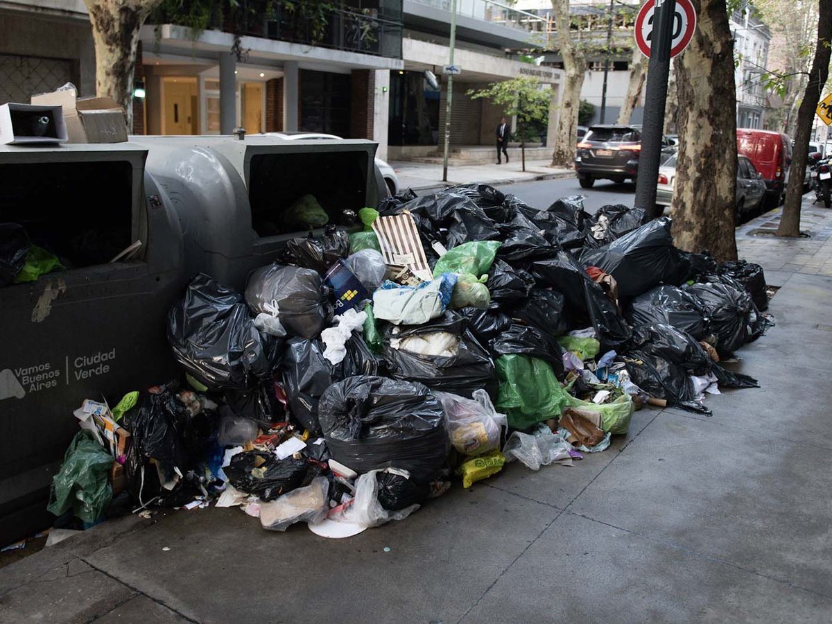 Emma Ferrario tweet media