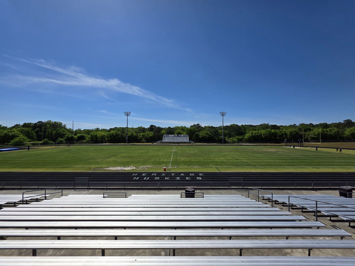 AaronPreston13's tweet image. 🌕Tonight (04/27/2026)📆
🏫High School Girls Soccer⚽️
 
Heritage Huskies🐺
🆚️
Knightdale Knights 🗡 

📍Husky Stadium

Varsity: 5pm ET🕔
Senior Night Festivities: 4:30pm 🕟

🎟$8
Available at Gate or Online

📺NFHS Network {$} &amp;amp; HudlTV {$}

#HuskyPride
#GoHuskies
#HTown