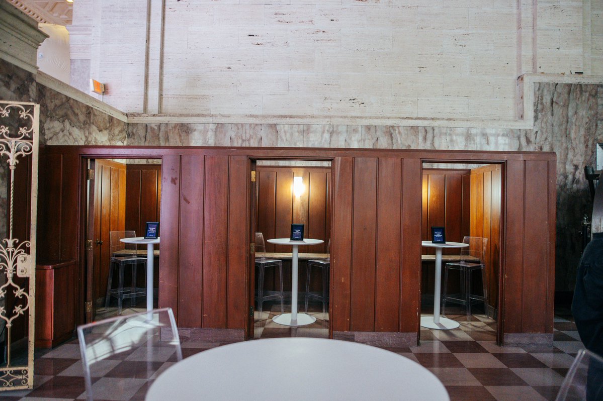 DupontBuilding's tweet image. Event planners need more than square footage.

They need flow, breakout space, production access, branding opportunities, and a venue guests remember.

#EventPlanner #MiamiCorporateEventVenue #AgencyEvents