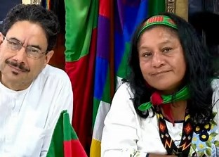 zurdosxdoquier's tweet photo. ¿En serio quieren que este par maneje a Colombia? https://t.co/kW8tPDqWM2