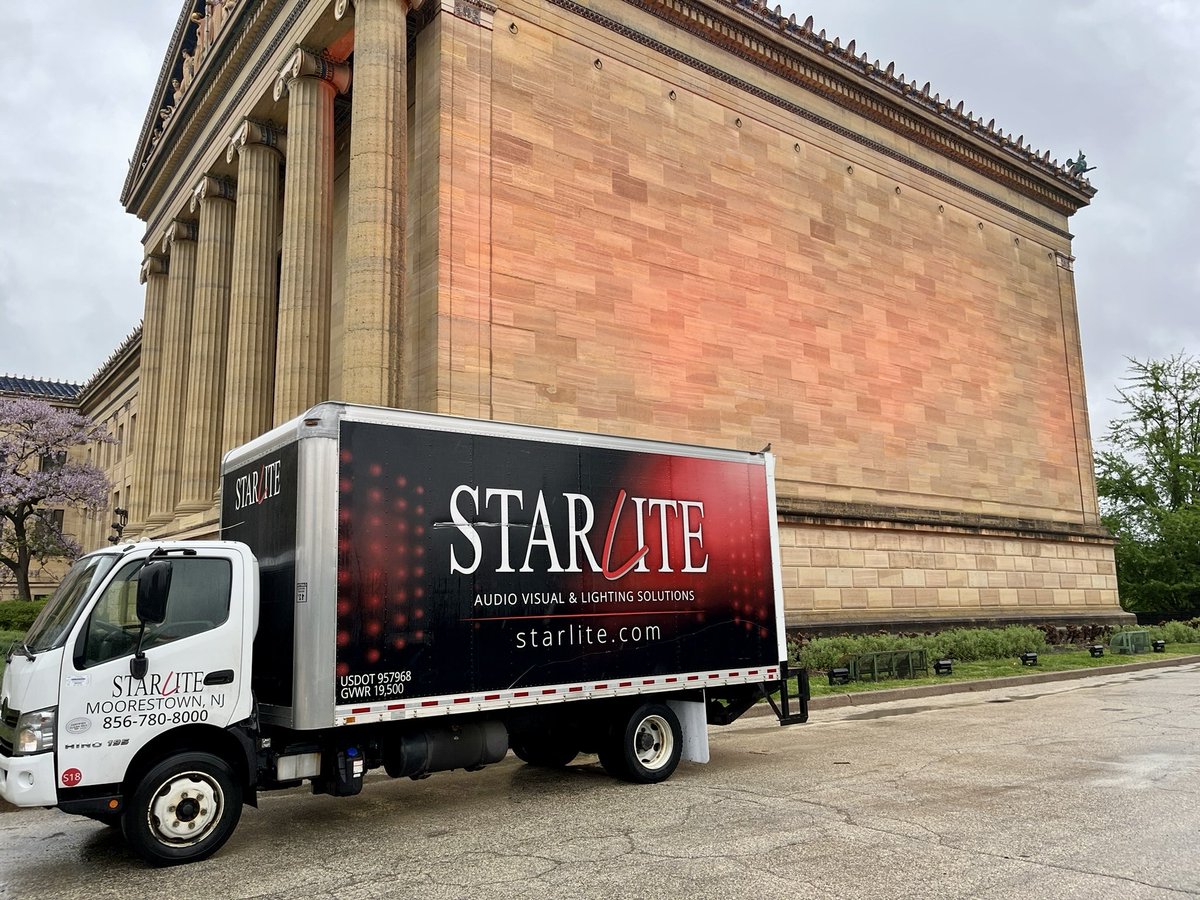 StarliteAVL's tweet image. Turning the city orange 🧡
We’re proud to light up the Philadelphia Museum of Art in Flyers colors this past weekend. @philamuseumart 
Iconic architecture 🤝 game-day energy 
GO FLYERS!
.
#philadelphiaflyers #architecturallighting #eventlighting #avlife #philadelphiamuseumofart
