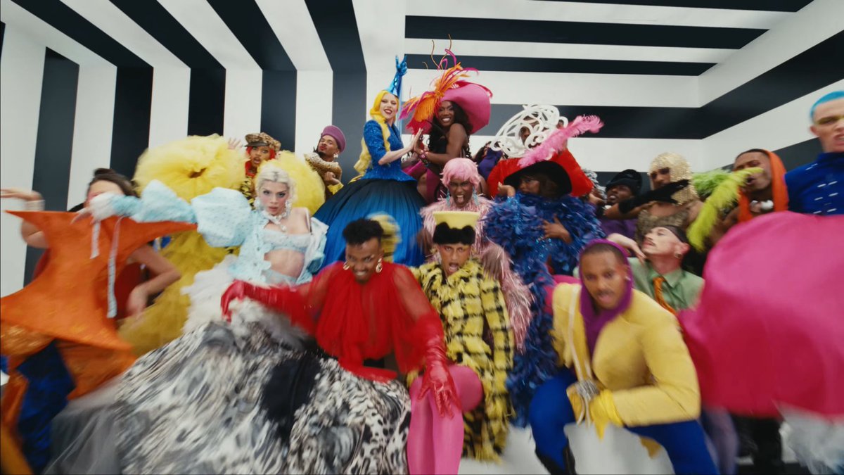 Pop Base tweet media