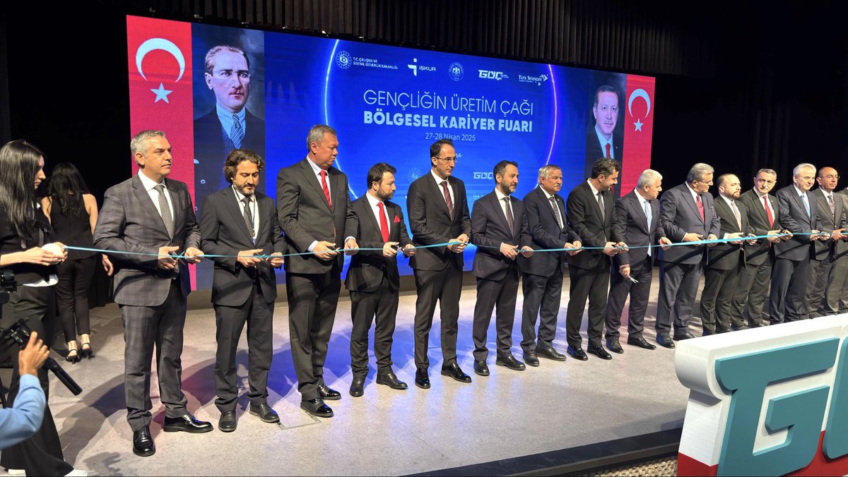 tohumUP's tweet photo. Selçuk Üniversitesi ev sahipliğinde düzenlenen İKAF İç Anadolu Kariyer Fuarı’nın açılışına katıldık.
TohumUP vizyonumuzla; üniversite, girişimci, yatırımcı ve iş dünyası arasındaki köprüleri güçlendirmeye devam edeceğiz.

 #İKAF #TohumUP #Konya

@MUSIADKonya @OsmanUlular https://t.co/8qsZtSkWUx