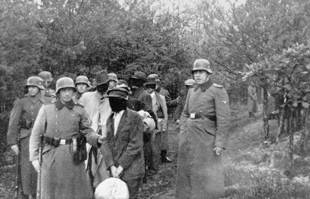 TomFromKatowice's tweet image. "Dla Polaków śmierć to była kwestia biologiczna, naturalna, śmierć jak śmierć."🤬🤬🤬
#NeverForget 
#Genocide
#WarCrimes 
#WWII 
#PolishLivesMatter