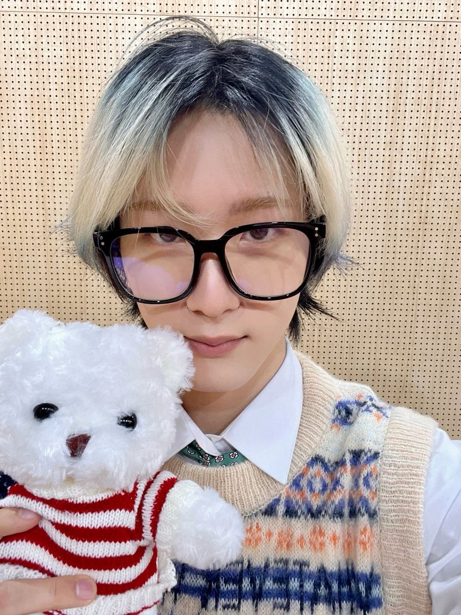 • ☂️ 🅜🅞🅒🅗🅘 -UNIQUE 🫧🪻• tweet media