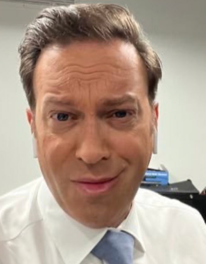 Larry Fisherman tweet media