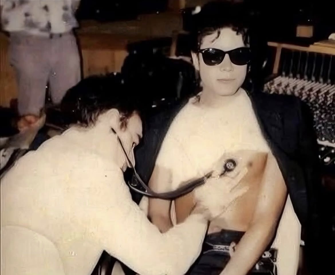 𝐋𝐚𝐧𝐫𝓮 tweet media