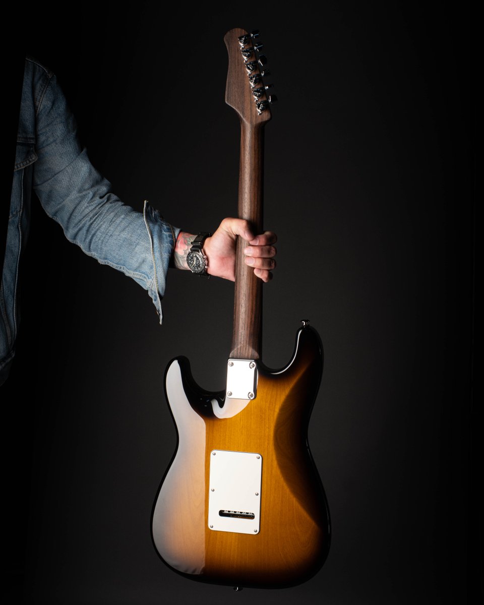 Suhr Custom tweet media